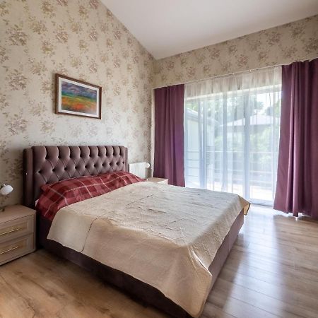 Апартаменты New!!!Townhouse Three Floors!!! Юрмала Экстерьер фото